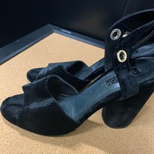 TOPSHOP “ROYAL” heels